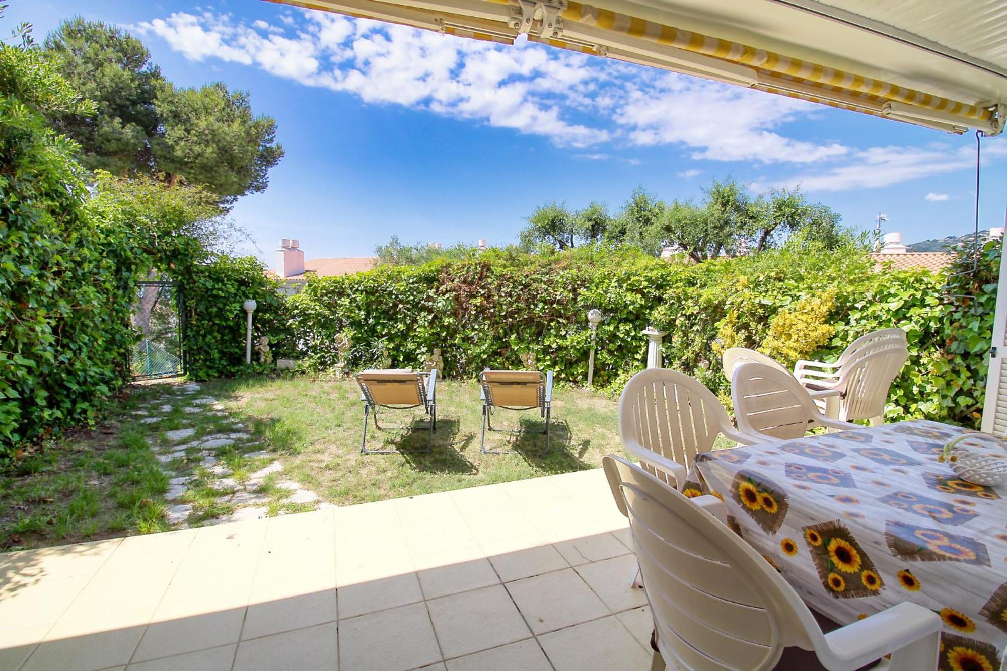 פלטחה ד'ארו Hauzify I Apartament Orquidies מראה חיצוני תמונה